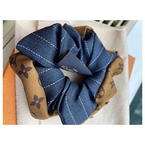 louis vuitton hair clips|Louis Vuitton headwrap.